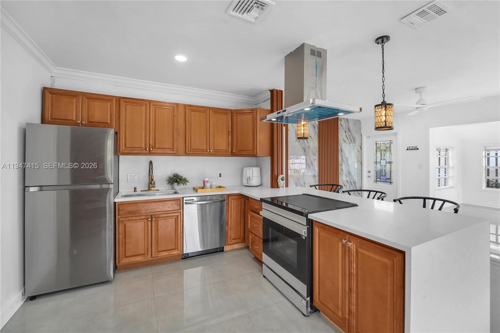 2718 Sherman St Hollywood, FL 33020