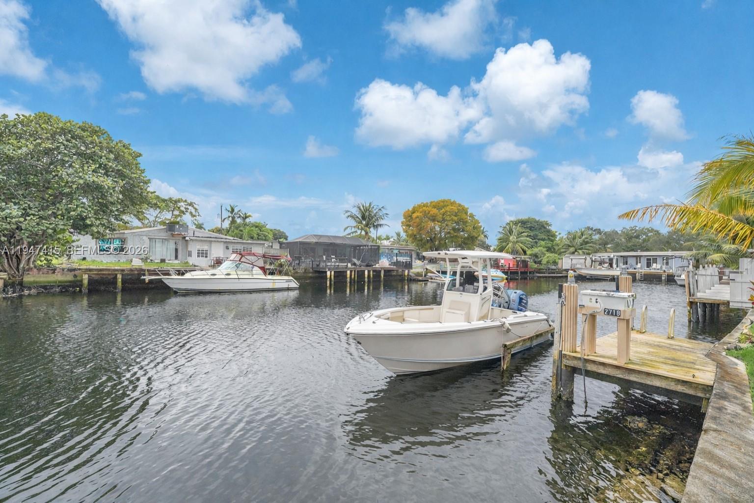 2718 Sherman St Hollywood, FL 33020