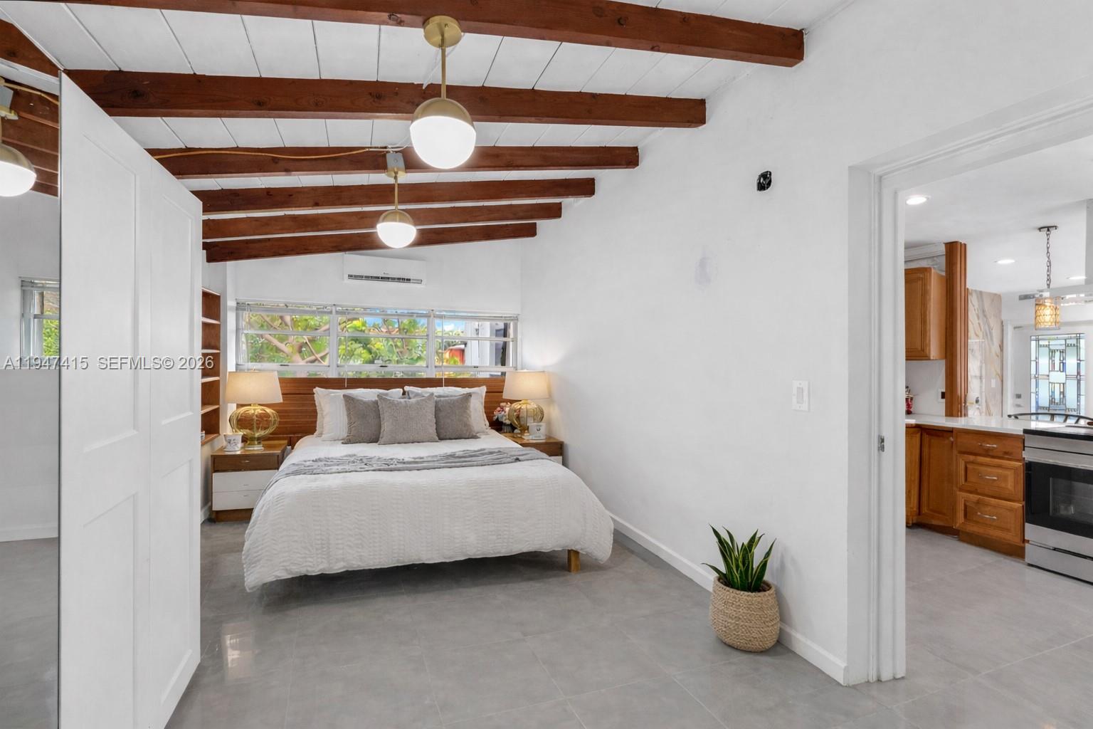 2718 Sherman St Hollywood, FL 33020