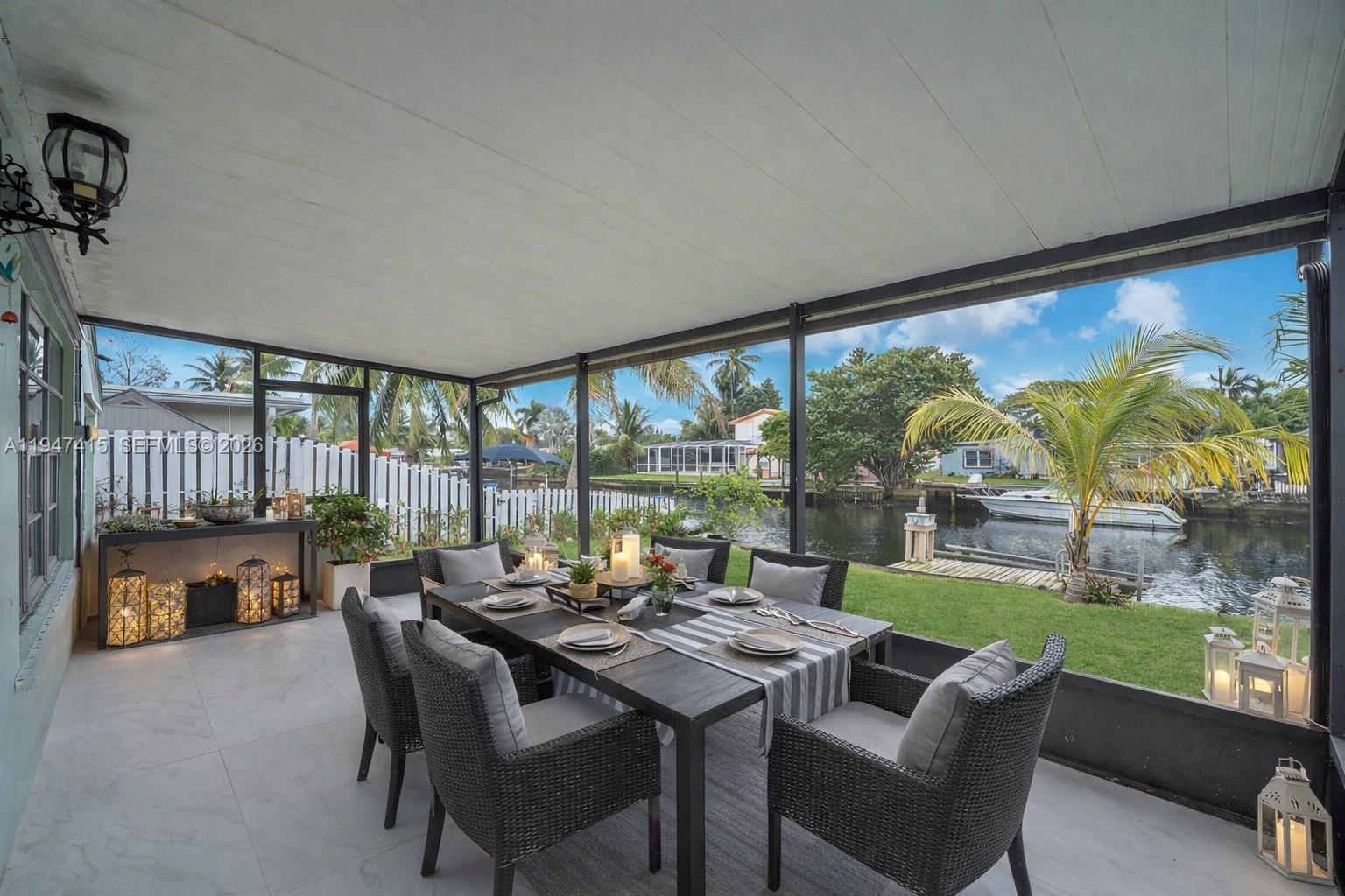 2718 Sherman St Hollywood, FL 33020