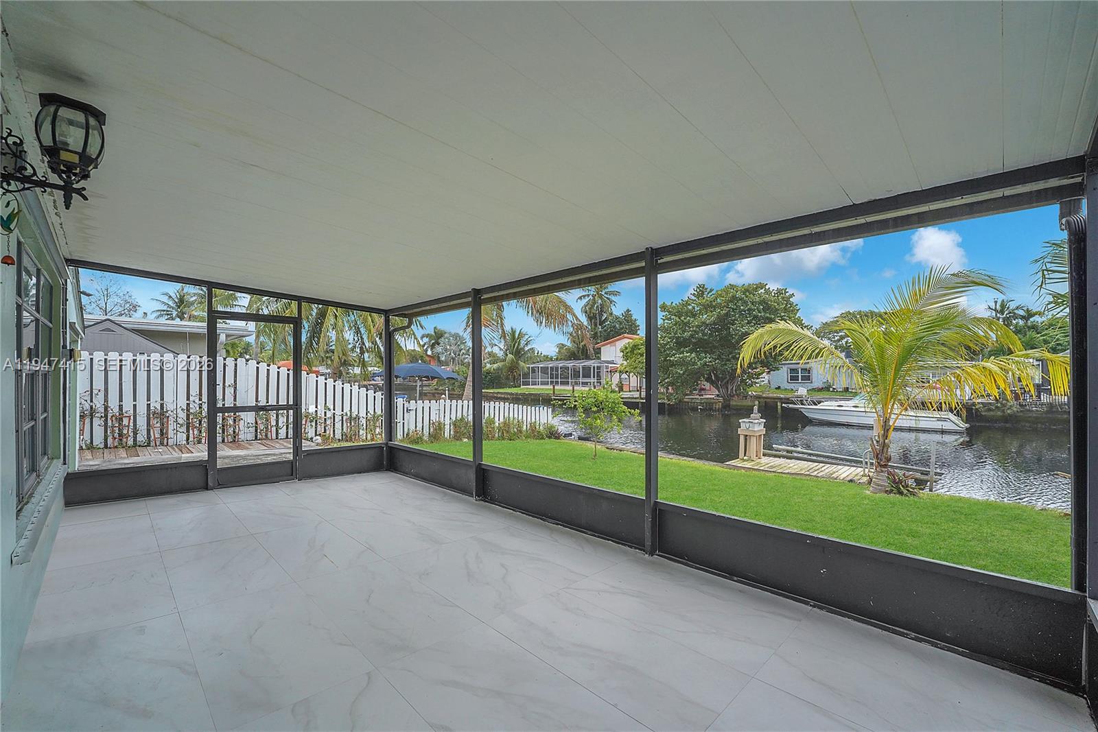 2718 Sherman St Hollywood, FL 33020