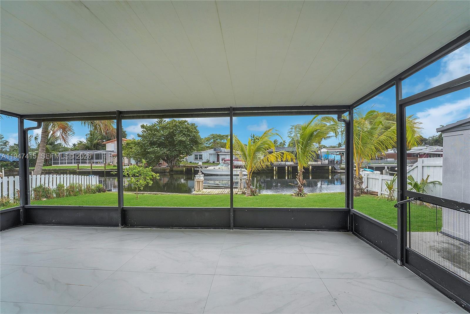 2718 Sherman St Hollywood, FL 33020