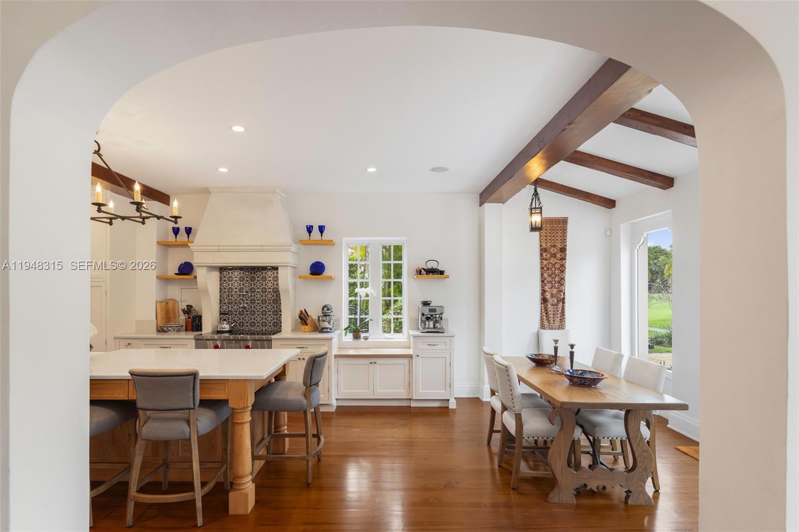 1234 S Greenway Dr Coral Gables, FL 33134