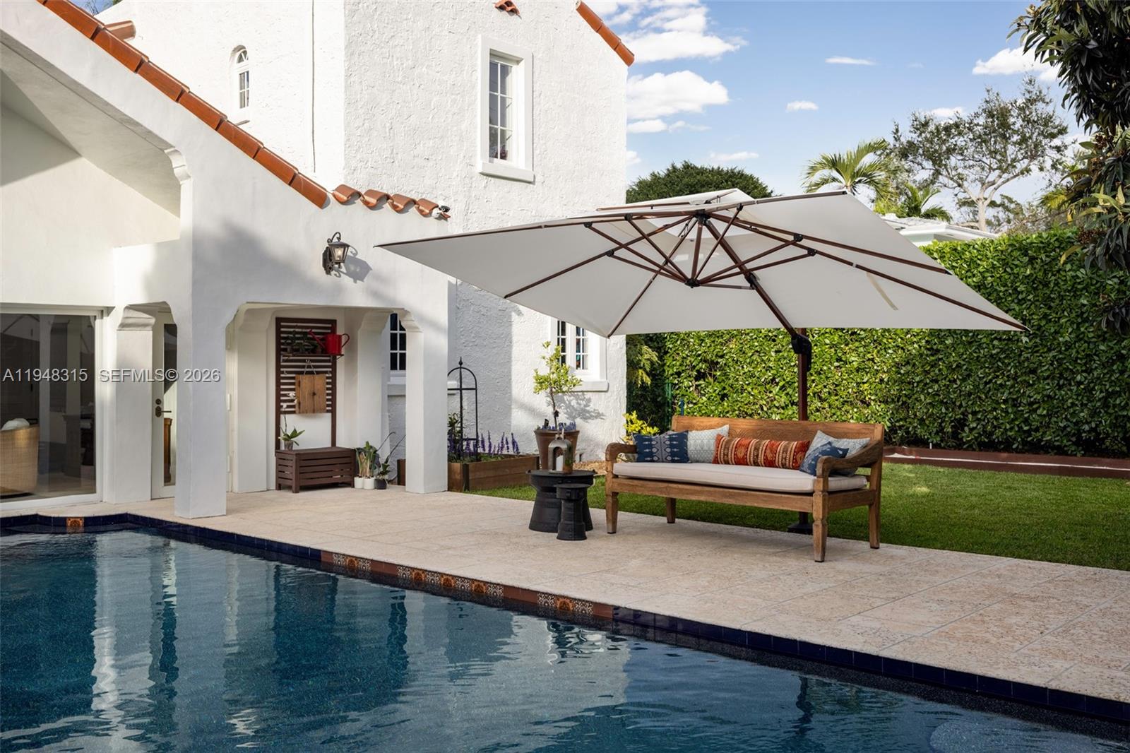 1234 S Greenway Dr Coral Gables, FL 33134