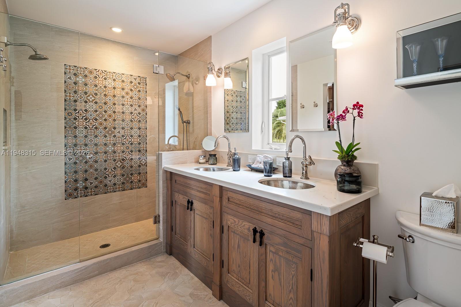 1234 S Greenway Dr Coral Gables, FL 33134