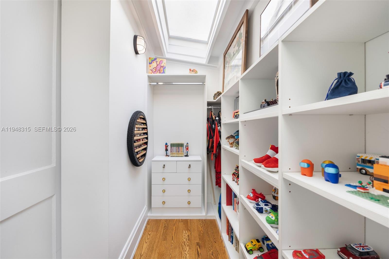 1234 S Greenway Dr Coral Gables, FL 33134