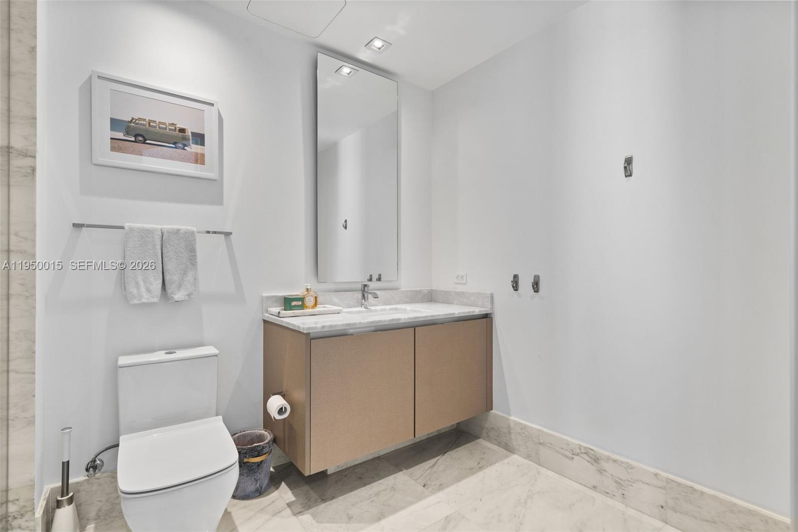 17141 Collins Ave #3002 Sunny Isles Beach, FL 33160