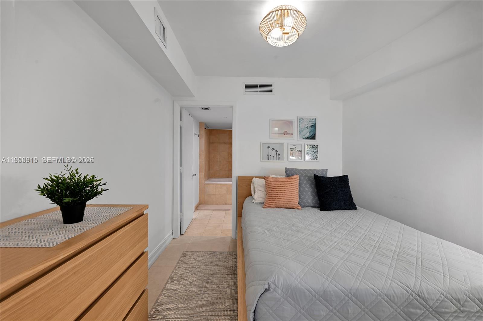 image Beach Club 333