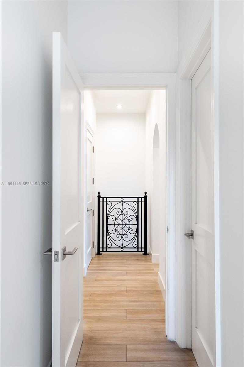 315 Santander Ave #317 Coral Gables, FL 33134