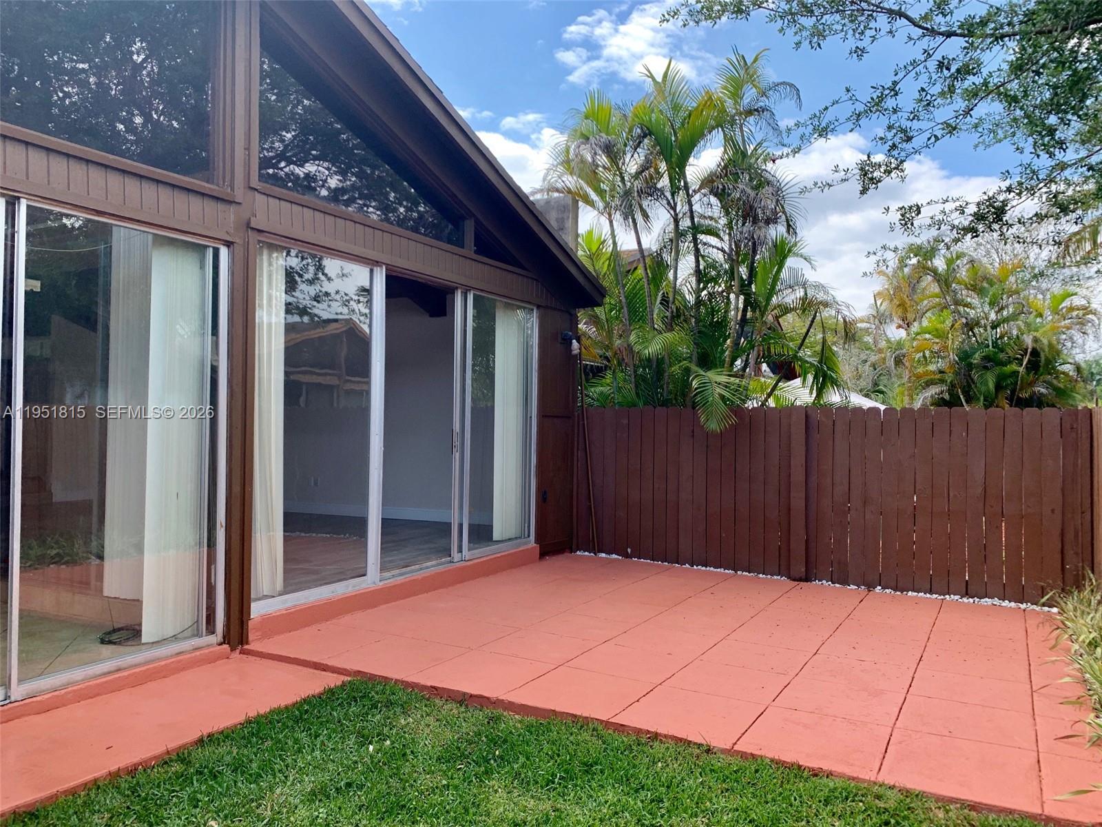 11318 SW 114th Cir Ter Miami, FL 33176