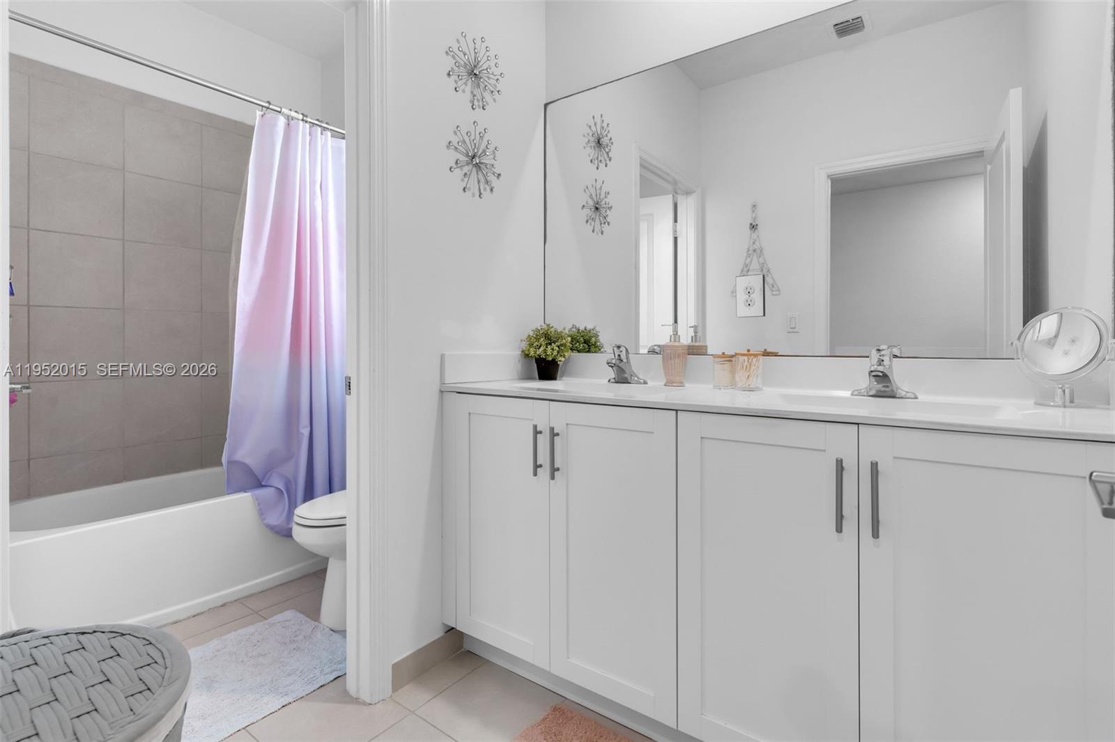 25010 SW 107th Ct Miami, FL 33032