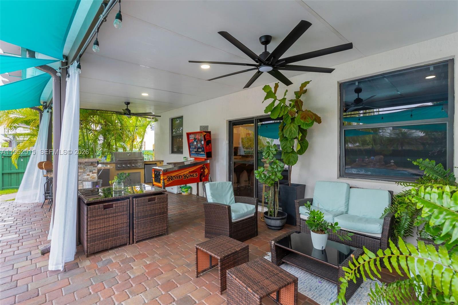 25010 SW 107th Ct Miami, FL 33032