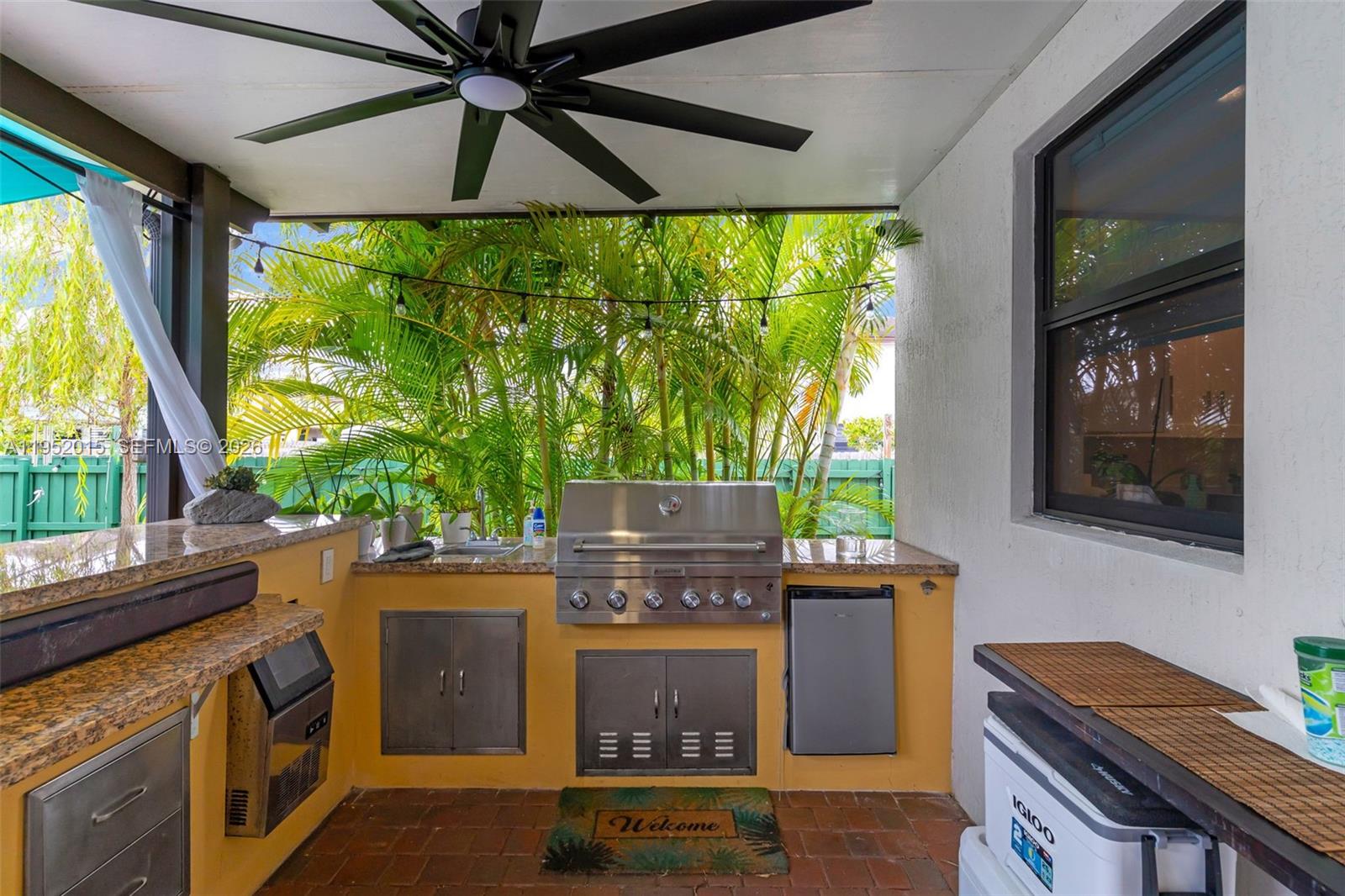 25010 SW 107th Ct Miami, FL 33032