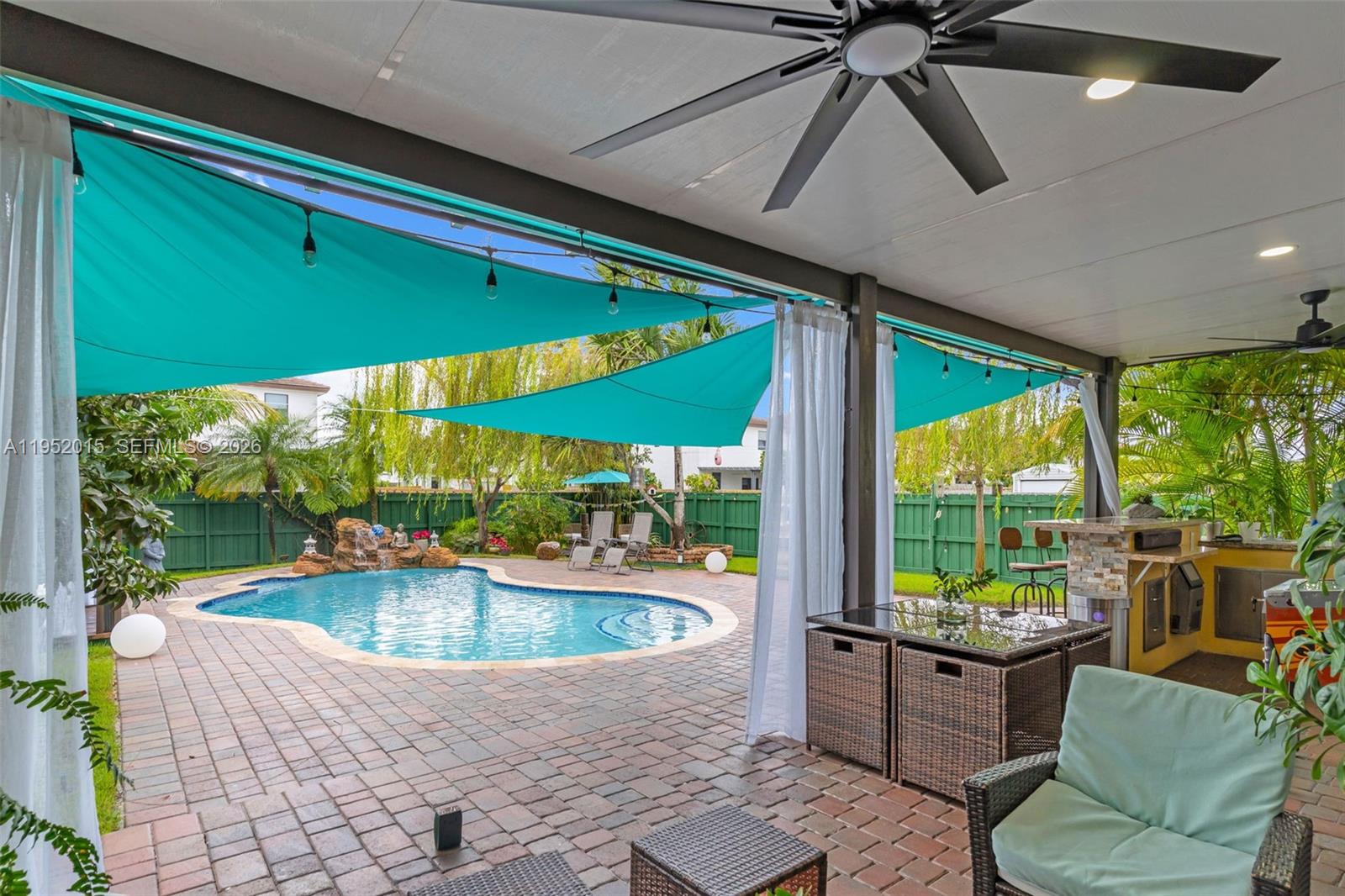 25010 SW 107th Ct Miami, FL 33032