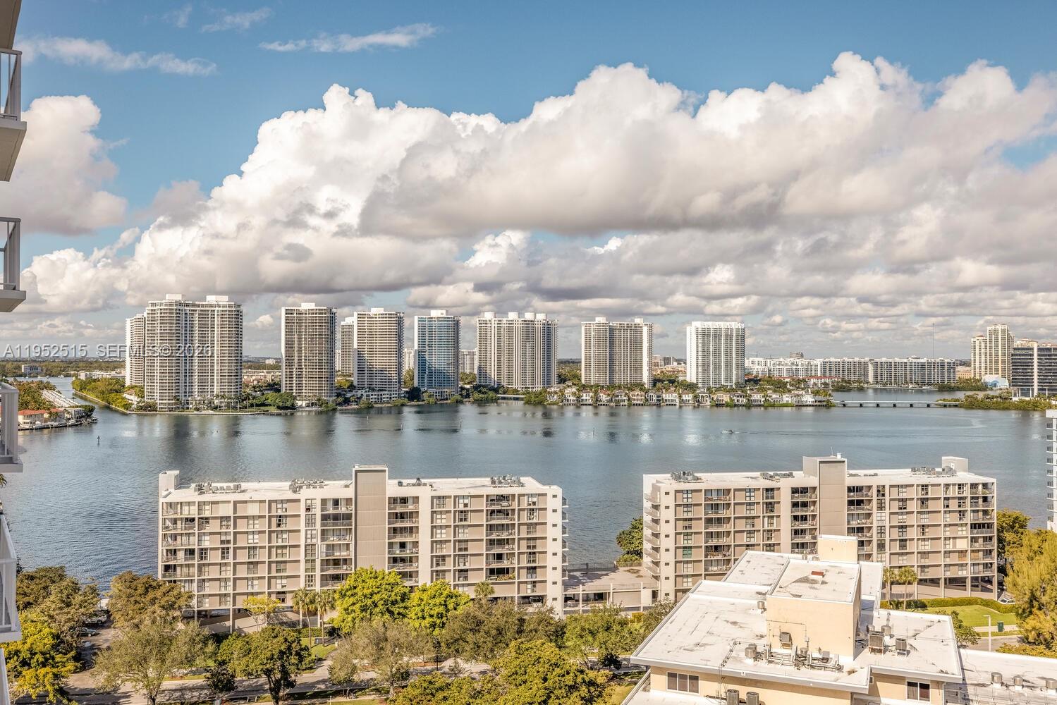 image Winston Towers 40017