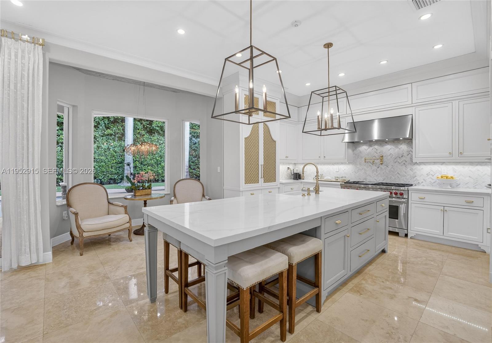 Undisclosed Address Palmetto Bay, FL 33157