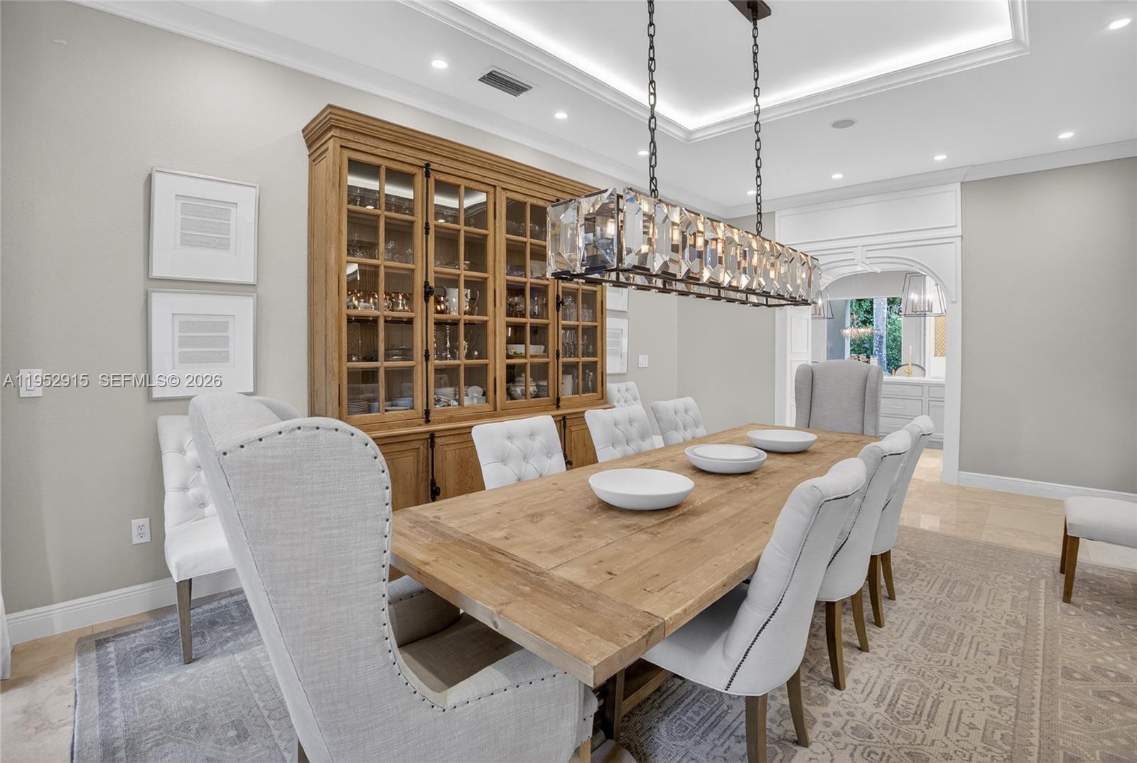 Undisclosed Address Palmetto Bay, FL 33157