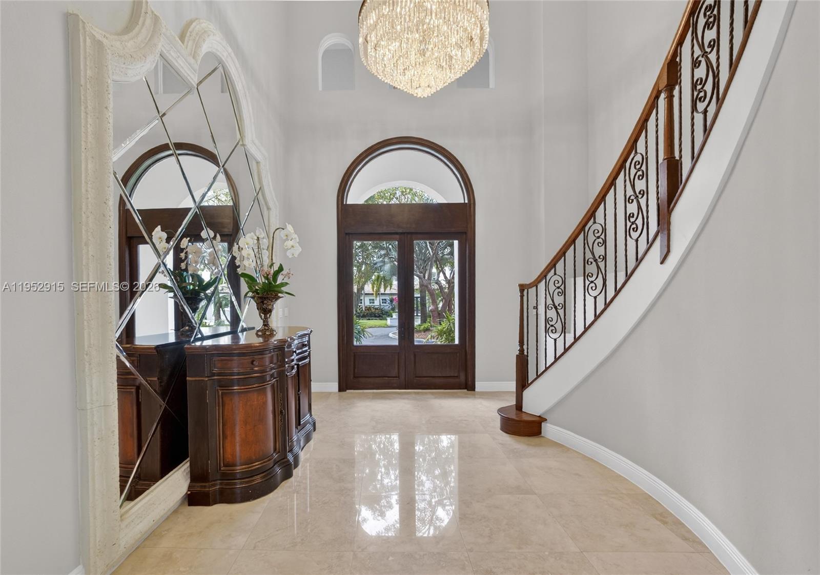 Undisclosed Address Palmetto Bay, FL 33157