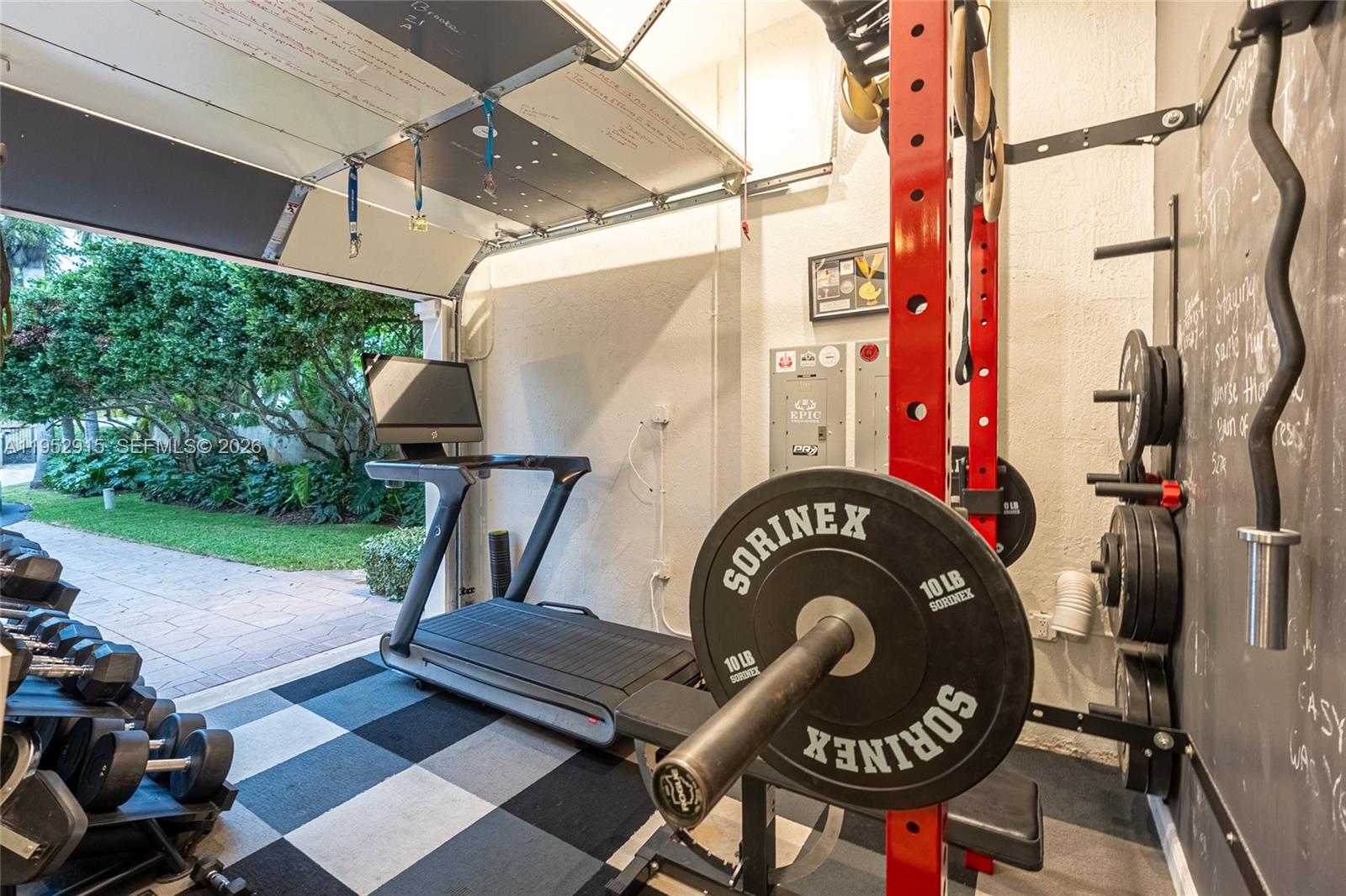 Undisclosed Address Palmetto Bay, FL 33157