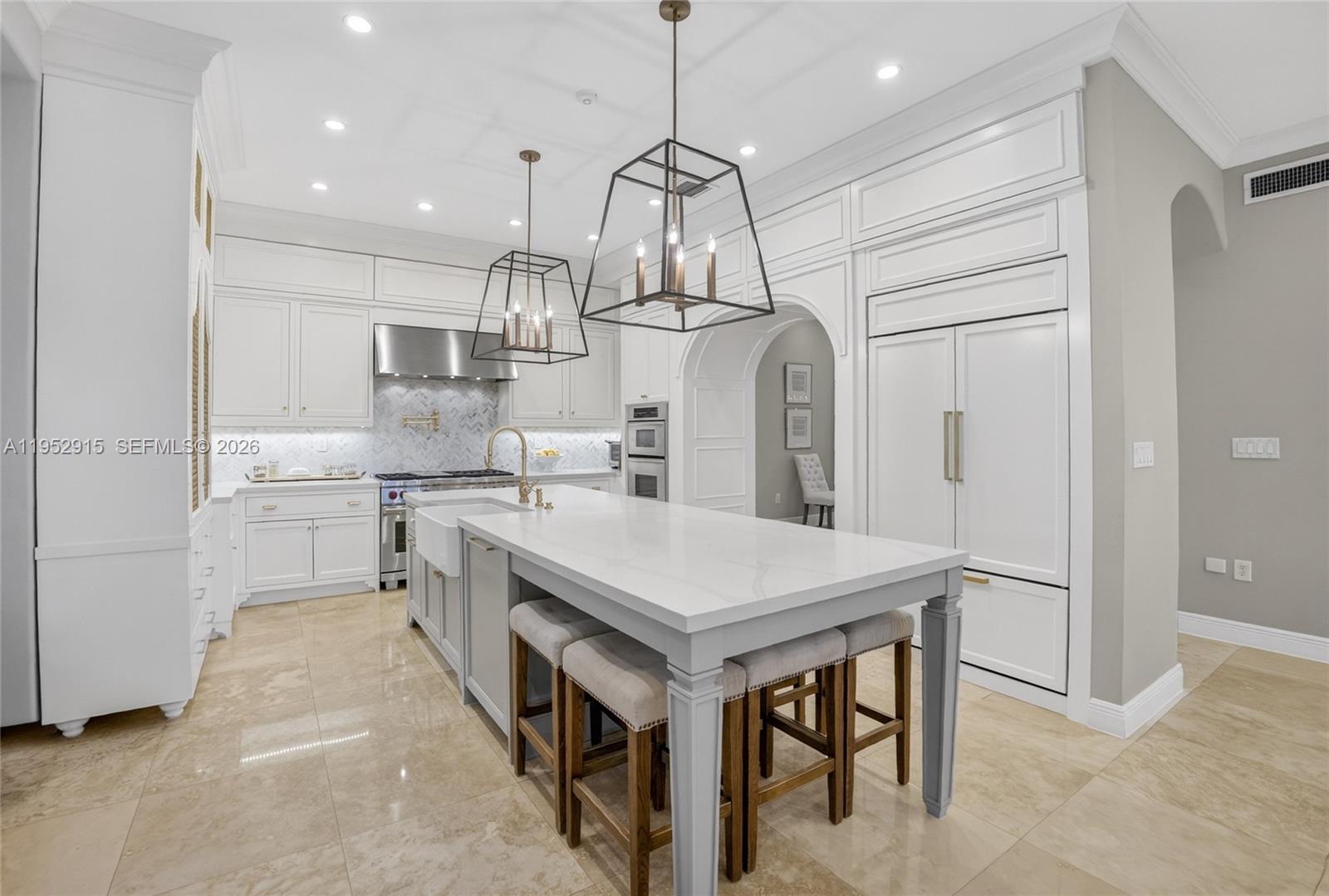 Undisclosed Address Palmetto Bay, FL 33157