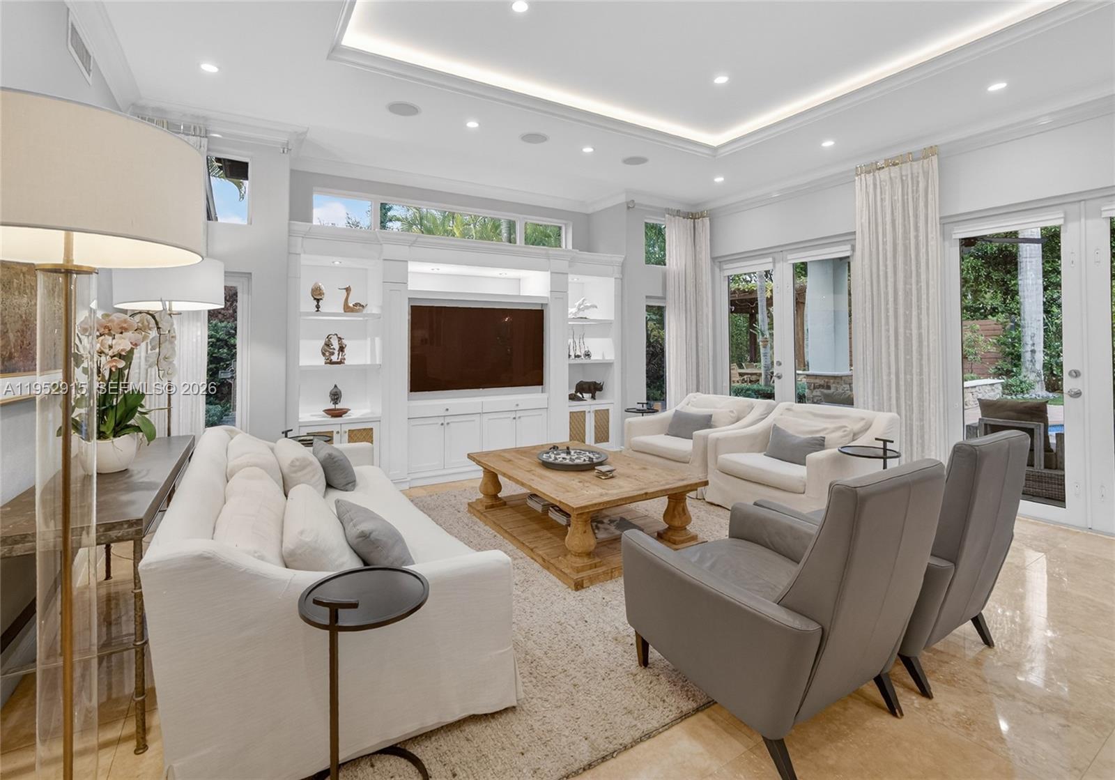 Undisclosed Address Palmetto Bay, FL 33157