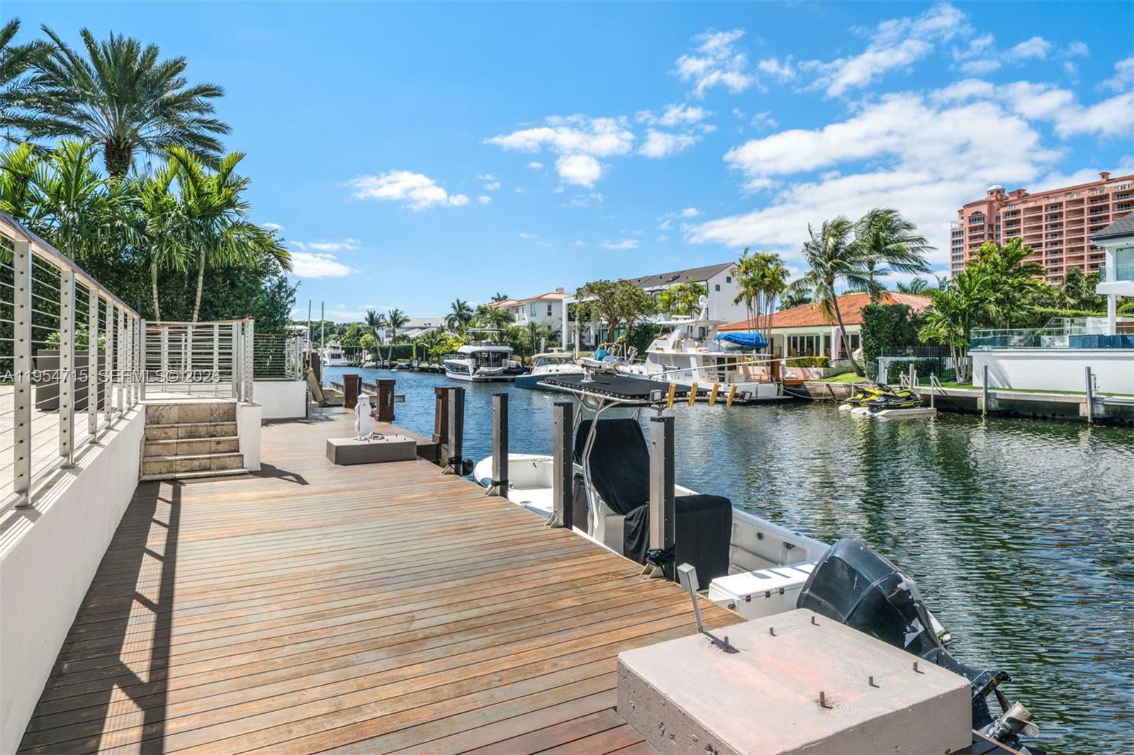 6832 Sunrise Ct Coral Gables, FL 33133