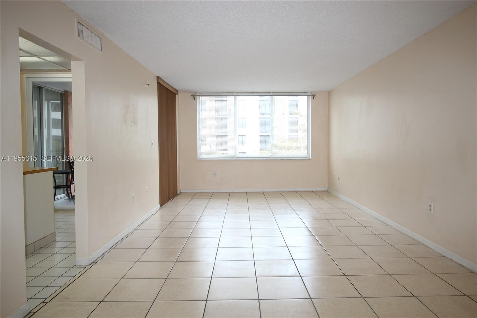 17890 W Dixie Hwy 519 Hwy #519