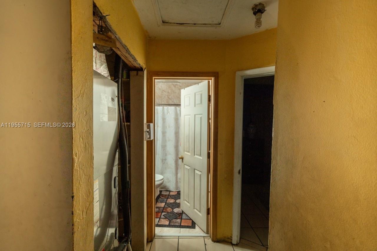 671 E 6th Pl Hialeah, FL 33010