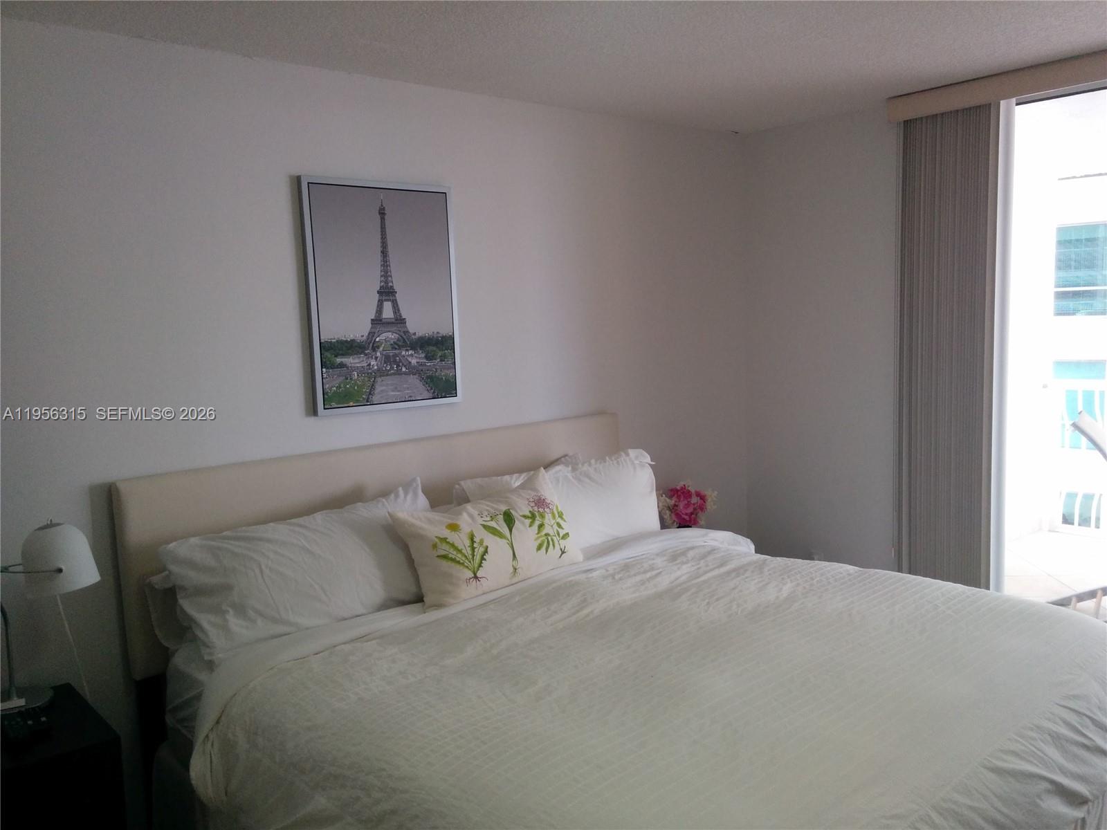 image The Club at Brickell Bay22