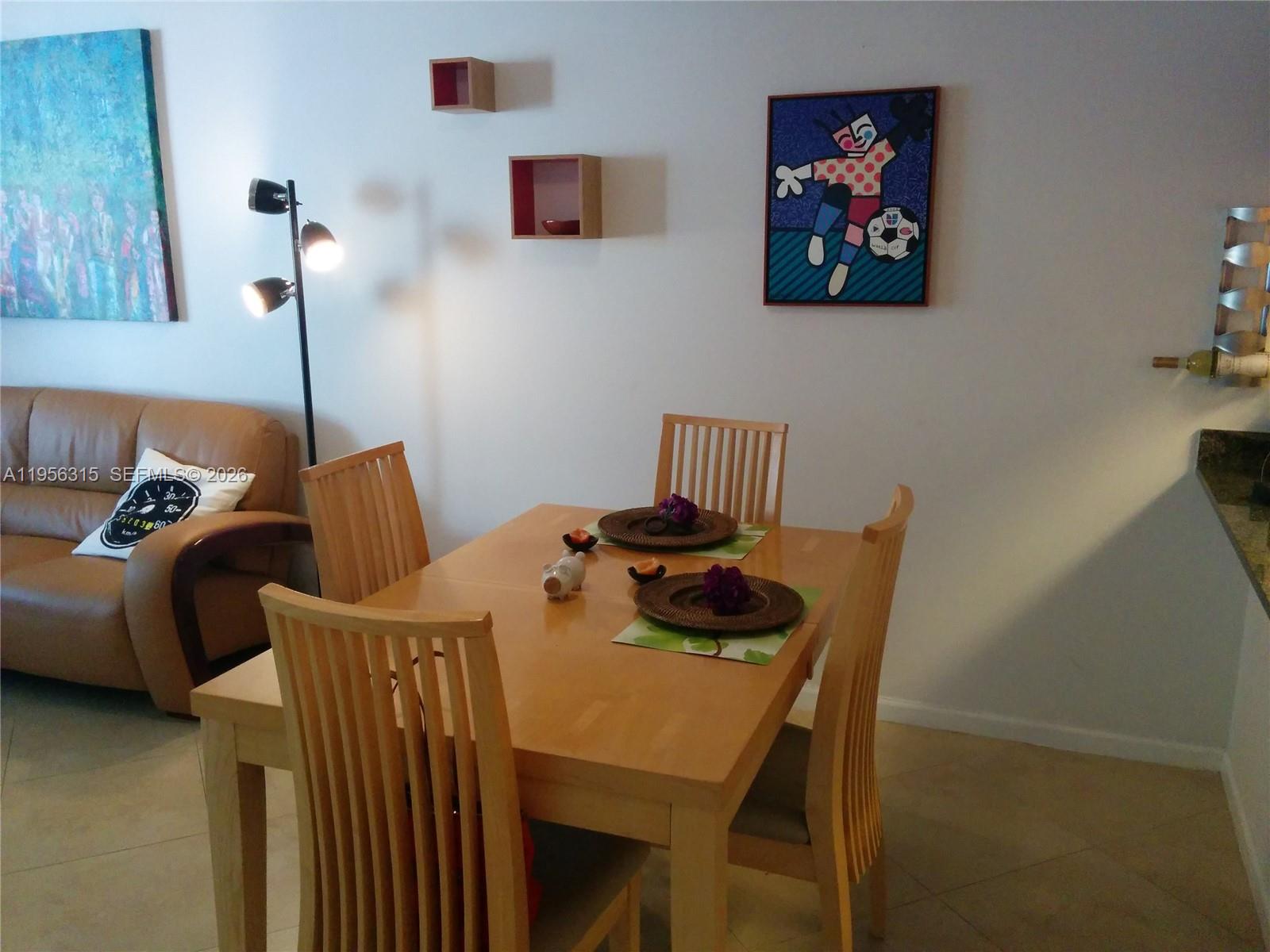 image The Club at Brickell Bay3