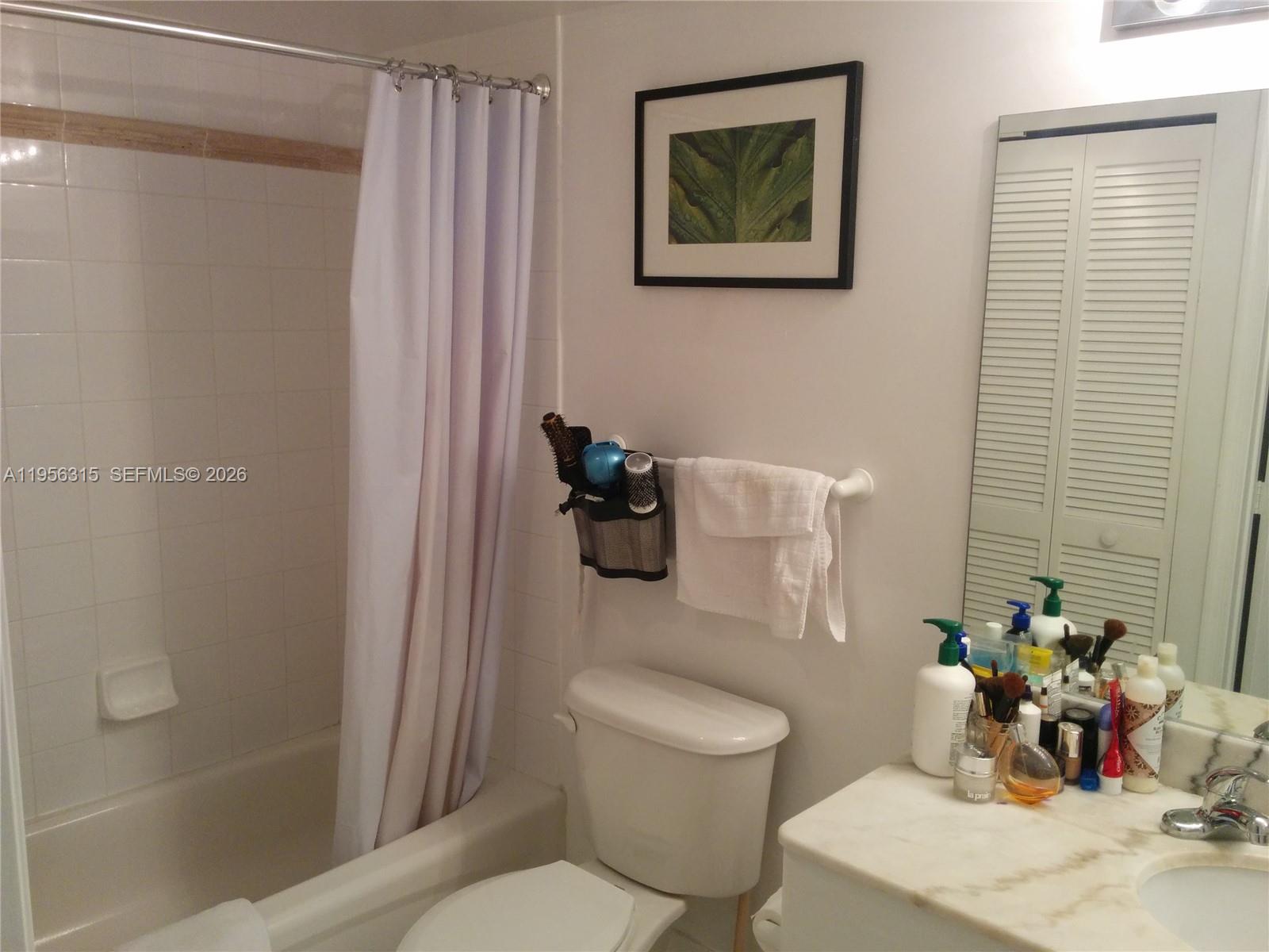 image The Club at Brickell Bay7