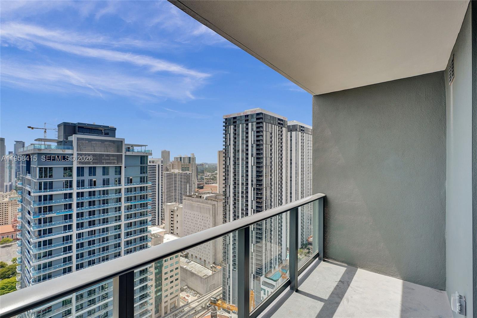 159 NE 6th St #3405 Miami, FL 33132