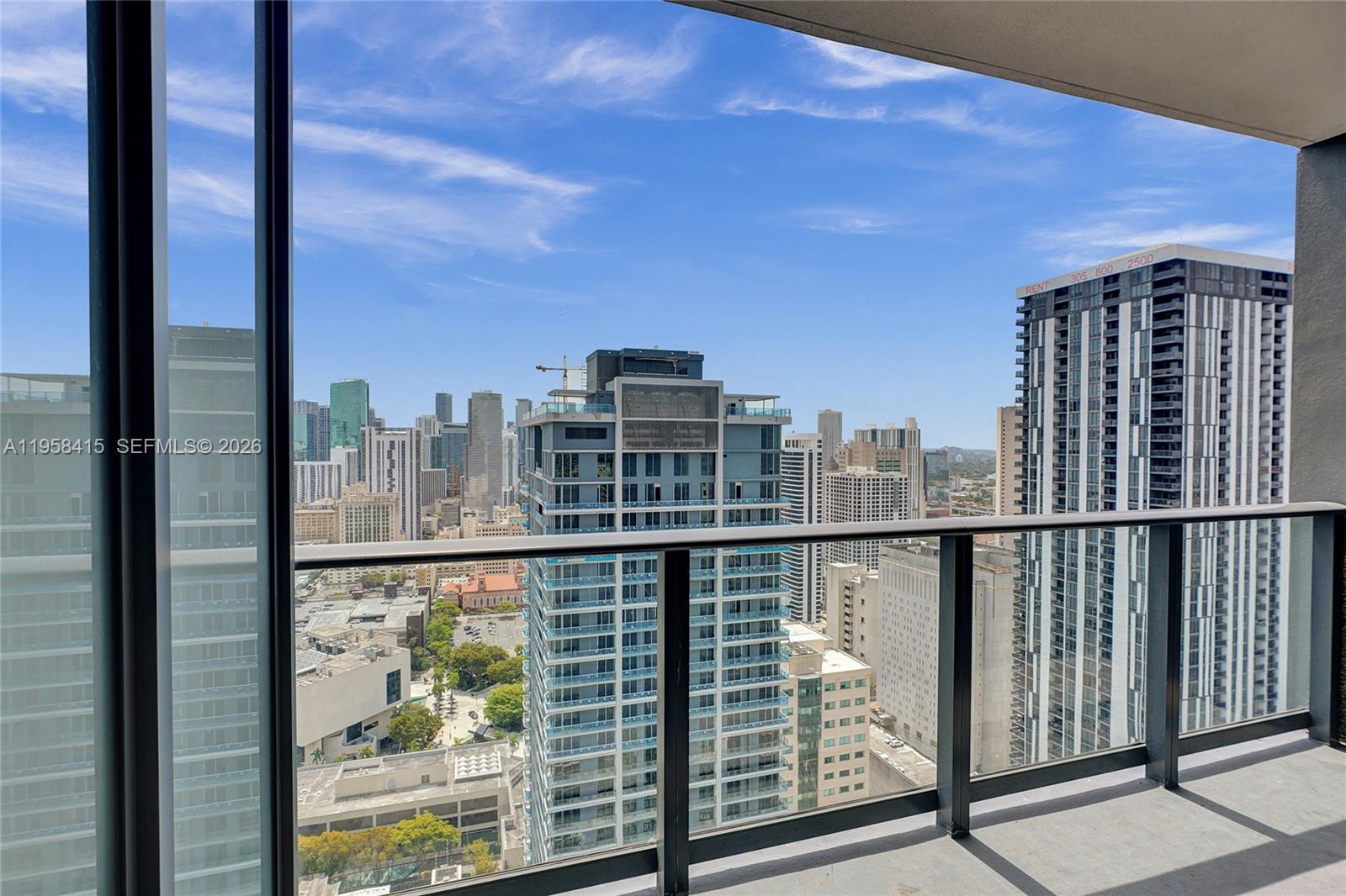 159 NE 6th St #3405 Miami, FL 33132