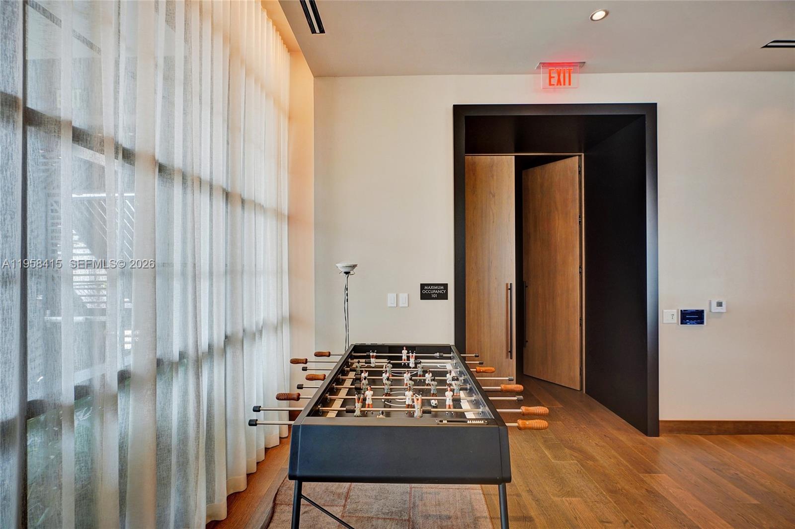 159 NE 6th St #3405 Miami, FL 33132