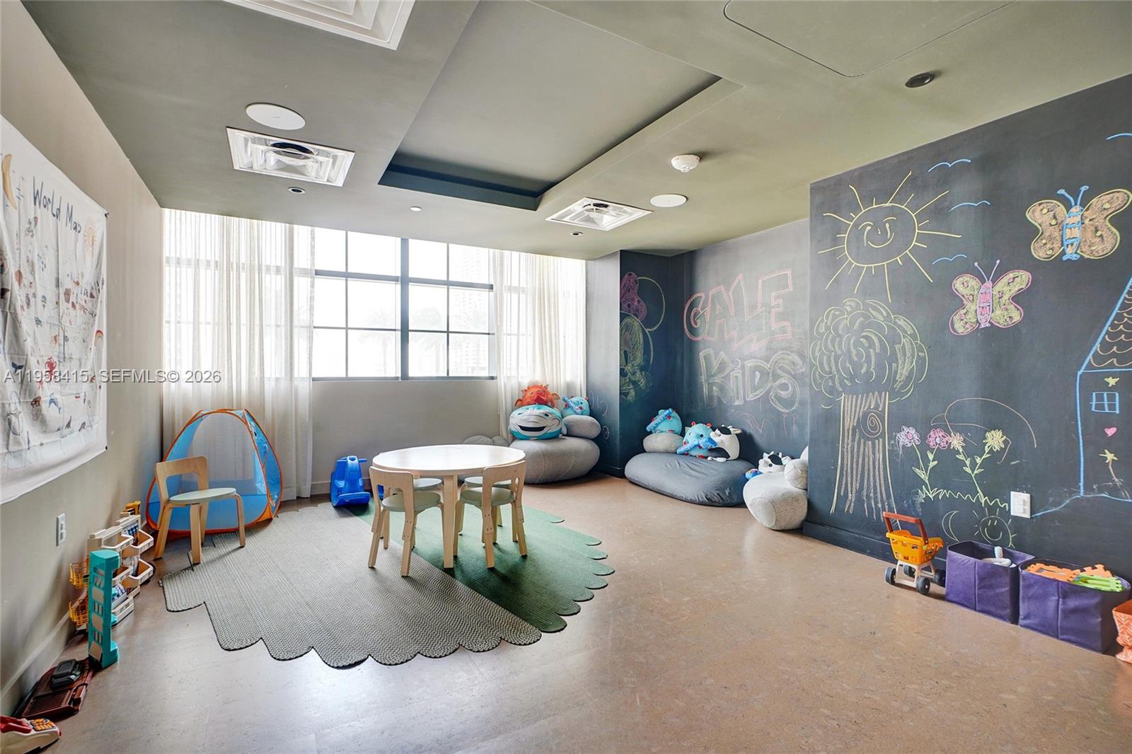 159 NE 6th St #3405 Miami, FL 33132