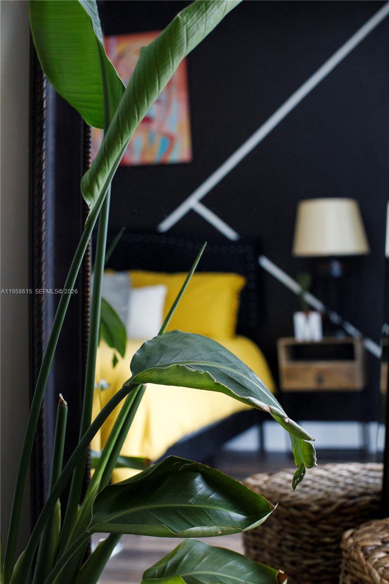 185 SW 7th St #2514 Miami, FL 33130