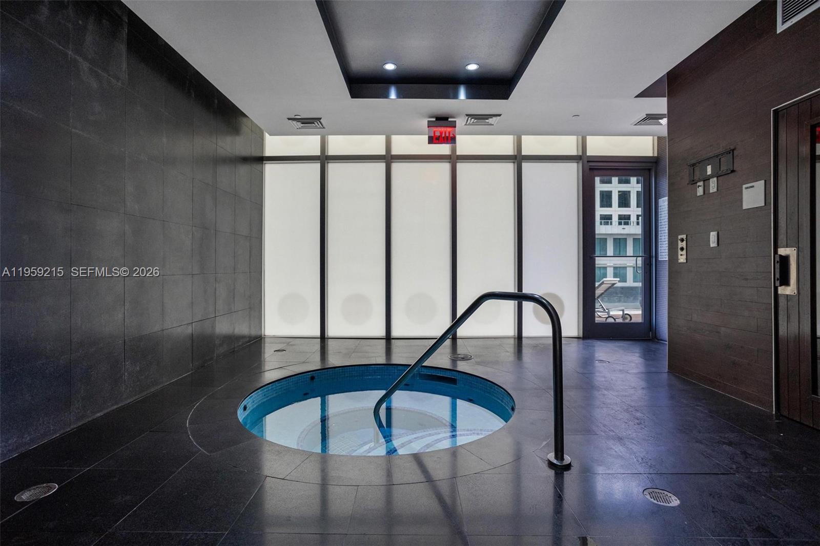 image 500 Brickell East16