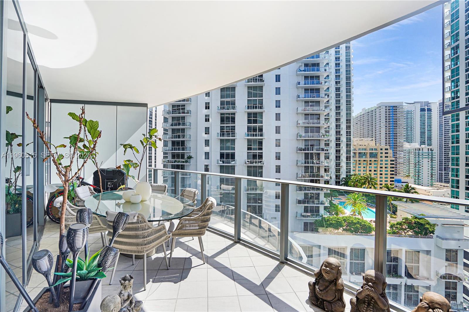 1000 Brickell Plz #1902 Miami, FL 33131