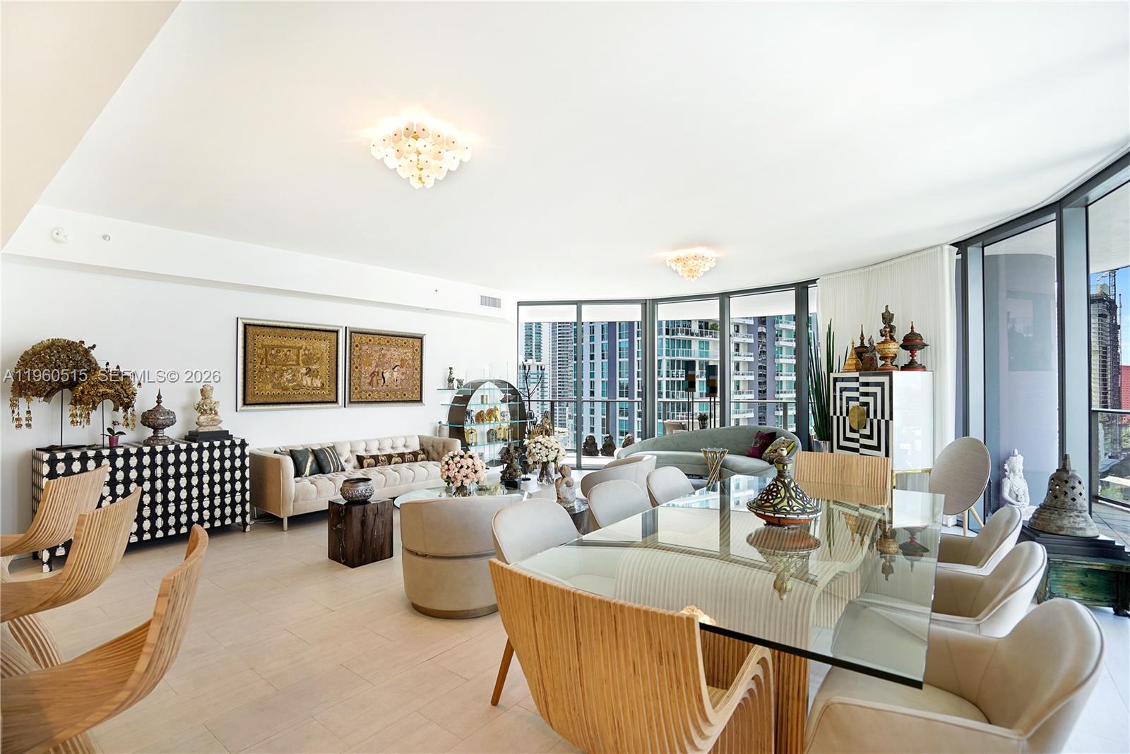 1000 Brickell Plz #1902 Miami, FL 33131