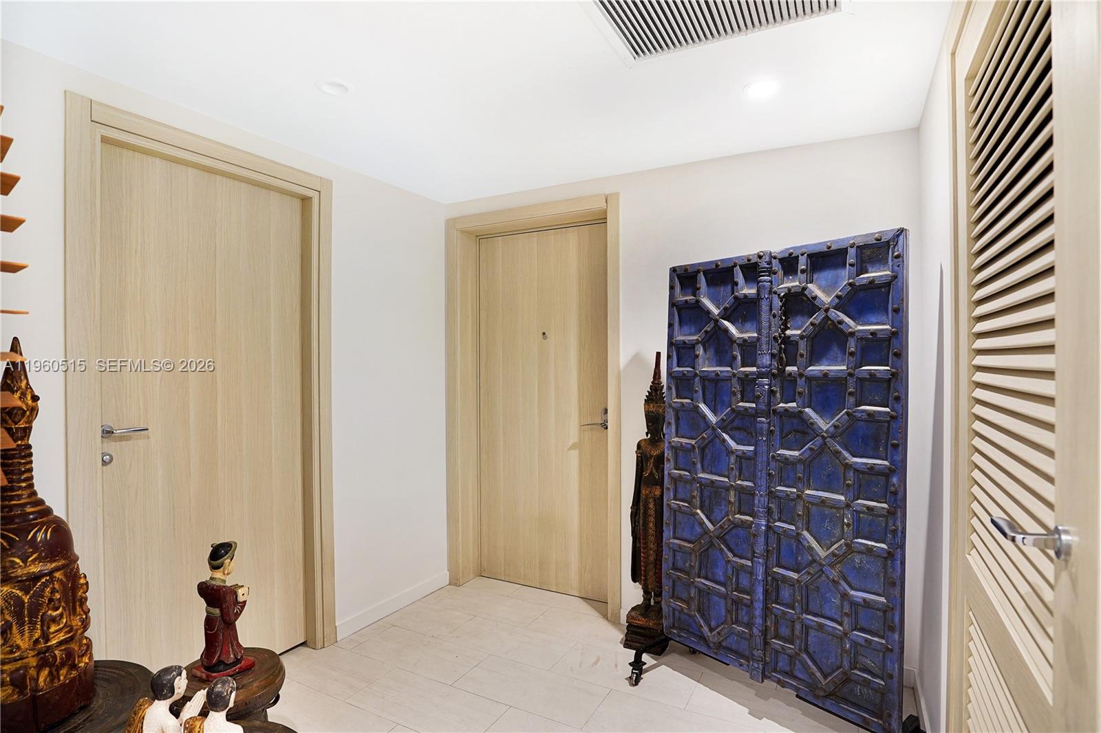 1000 Brickell Plz #1902 Miami, FL 33131