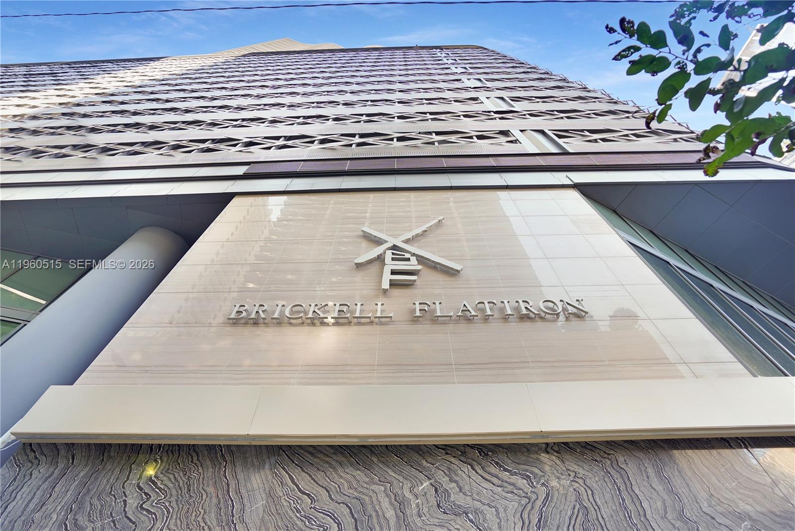 1000 Brickell Plz #1902 Miami, FL 33131