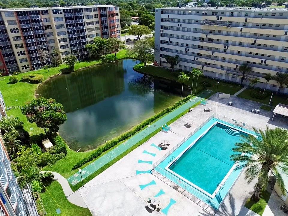 1770 NE 191st St #717-1 Miami, FL 33179