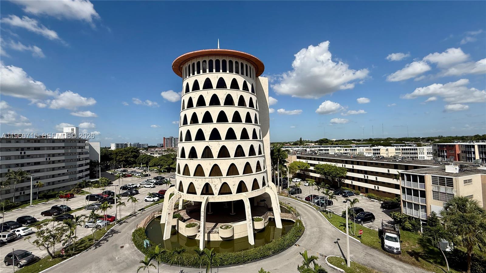 1770 NE 191st St #717-1 Miami, FL 33179