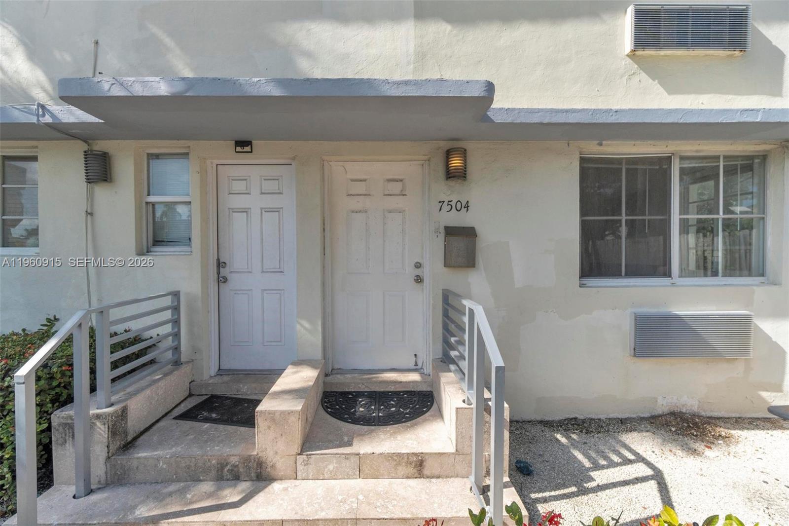 503 75th St #7504 Miami Beach, FL 33141