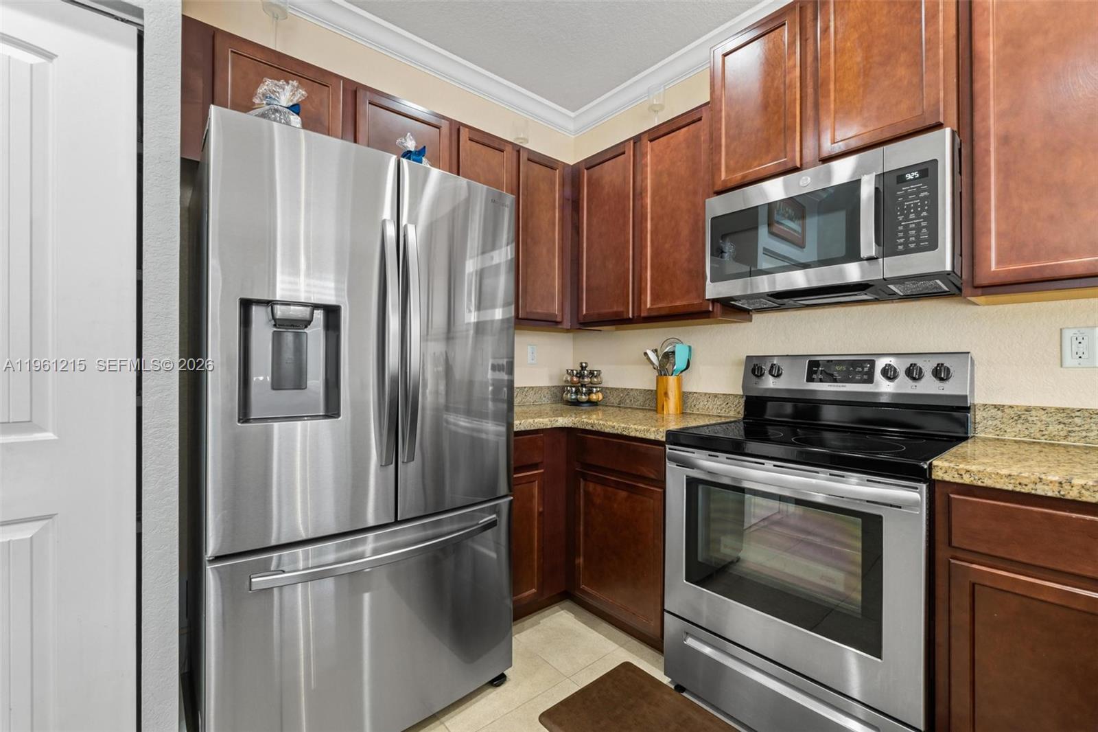 4182 NE 20th St Homestead, FL 33033