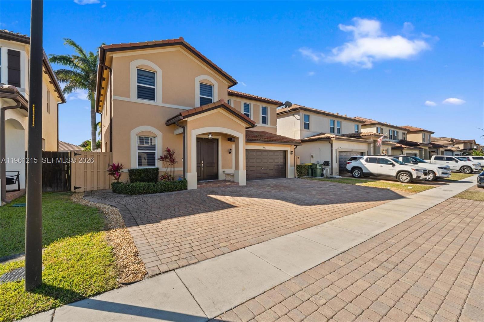 4182 NE 20th St Homestead, FL 33033