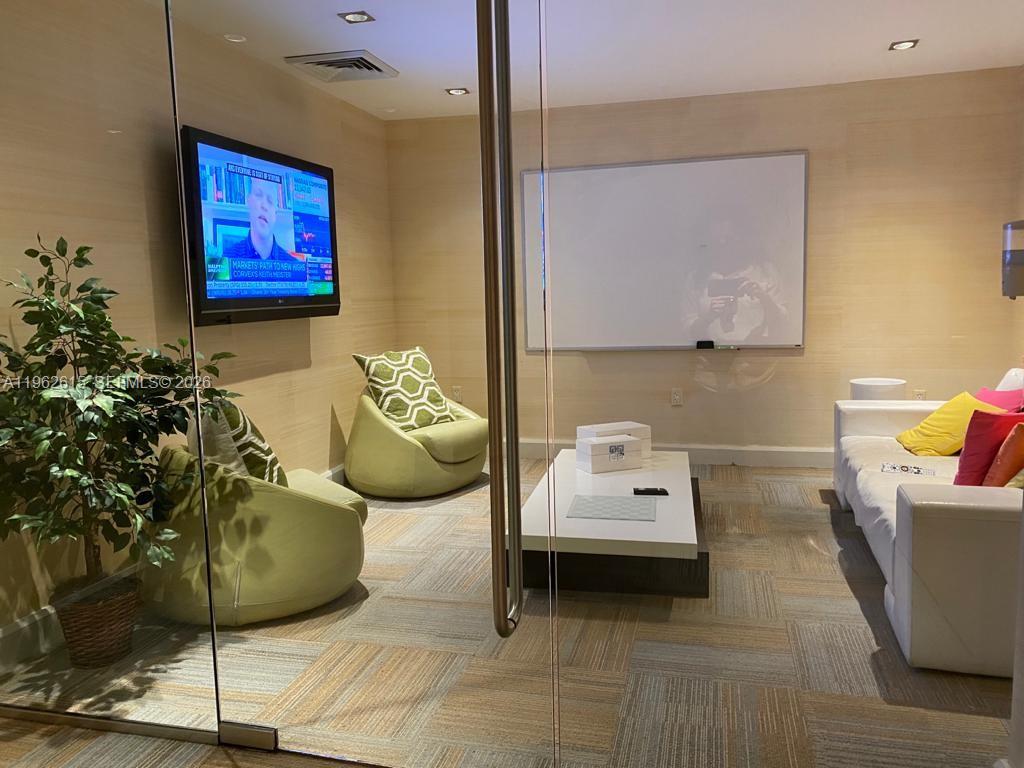 image The Plaza on Brickell East18