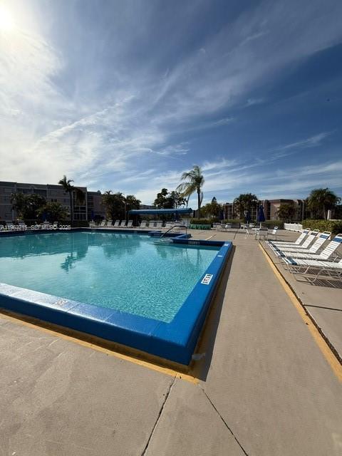 2981 N Nob Hl Rd #306 Sunrise, FL 33322