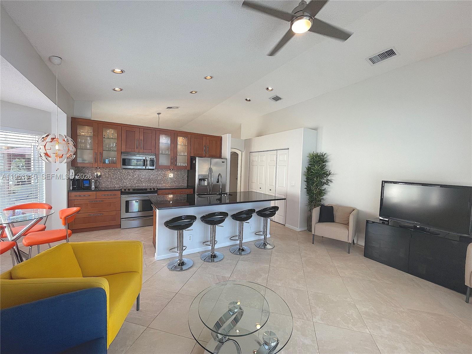 4923 SW 33rd Way Hollywood, FL 33312