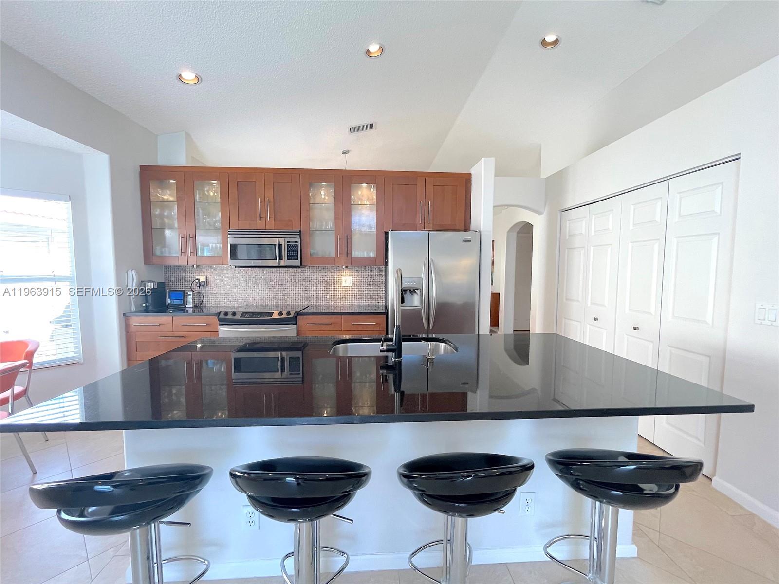 4923 SW 33rd Way Hollywood, FL 33312